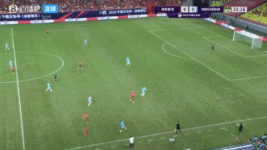 九游官网入口-纯个人能力！阿奇姆彭一路带球杀进禁区，一脚抽射击中立柱弹出