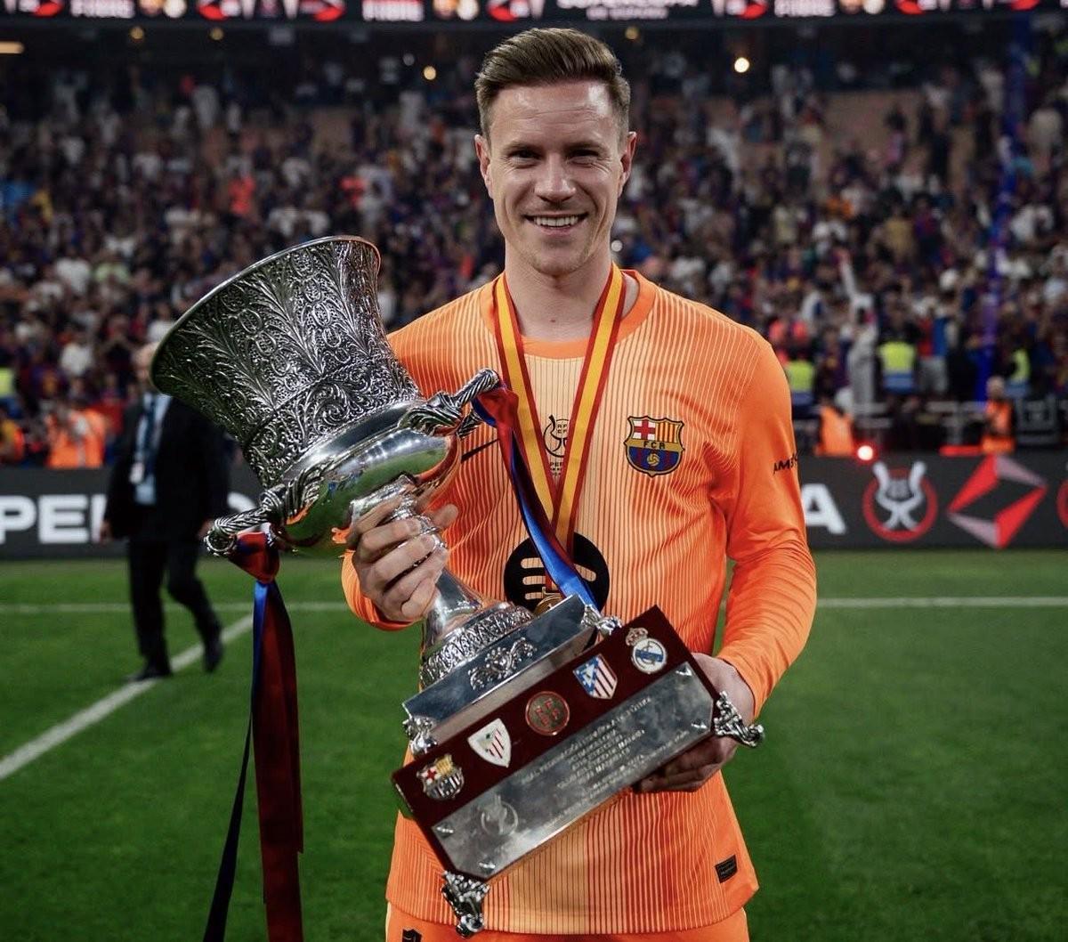 jiuyou-记者：特尔施特根离队计划重启，他越来越确信会加盟赫罗纳